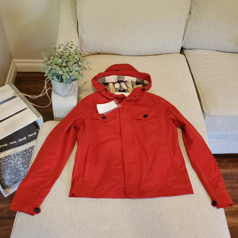 Brand new Burberry Children 14Y raincoat XXS XS - Picture 2 of 15